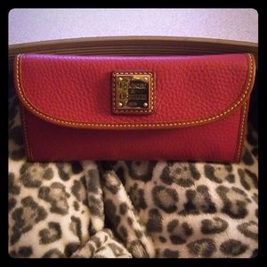 Dooney and bourke wallet